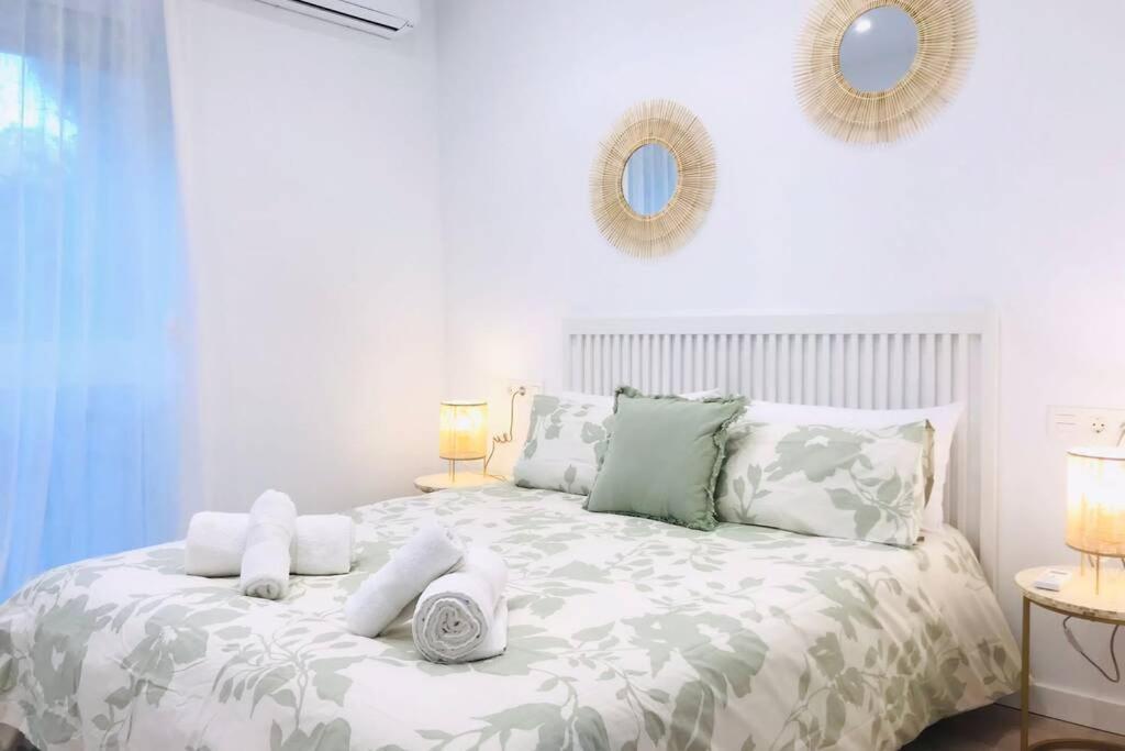 Andalucia I & Balcony By Ele Apartments Malaga Exterior photo